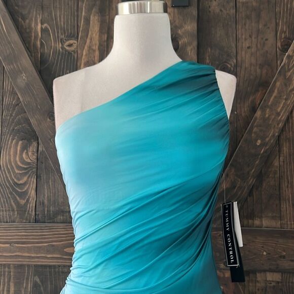 NWT La Blanca Ocean Oasis Shirred One Shoulder One Piece One-Piece - Picture 4 of 13